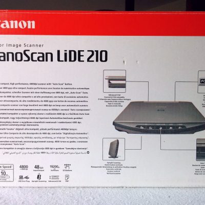 CanoScan LiDE 210 4800 x 4800 dpi