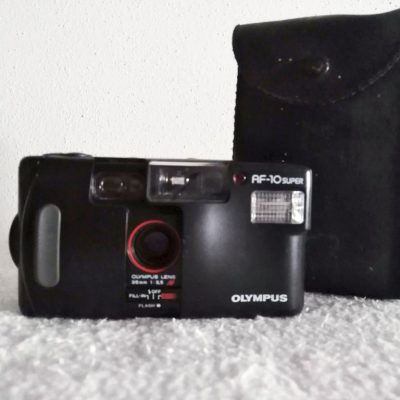 Olympus - Fotocamera AF 10 Super con custodia